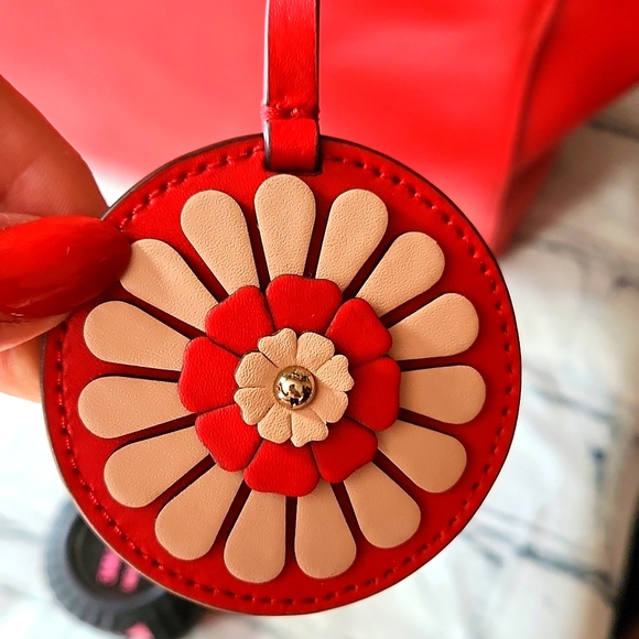 Kate Spade ● Rosa Daisy Medium Tote - Picture 7 of 11